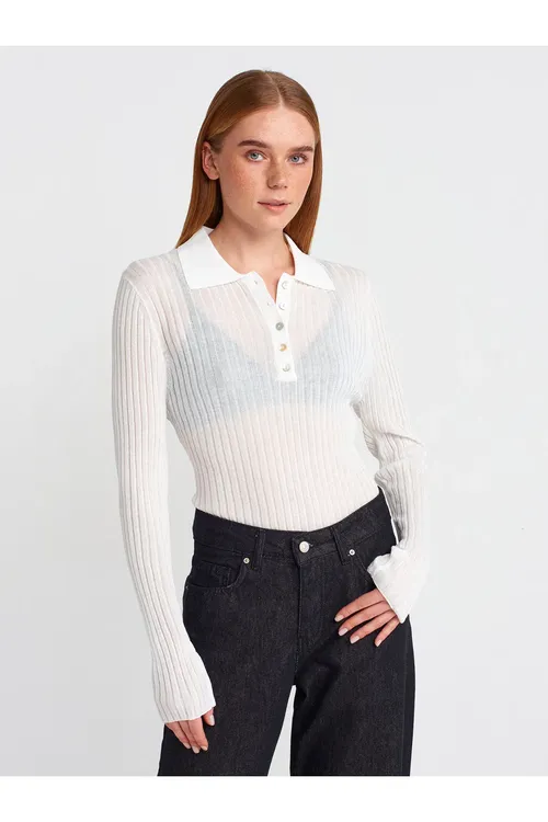 Polo ýakaly düwmeli ýuka trikotaž jemper, ekrýu - 27736259