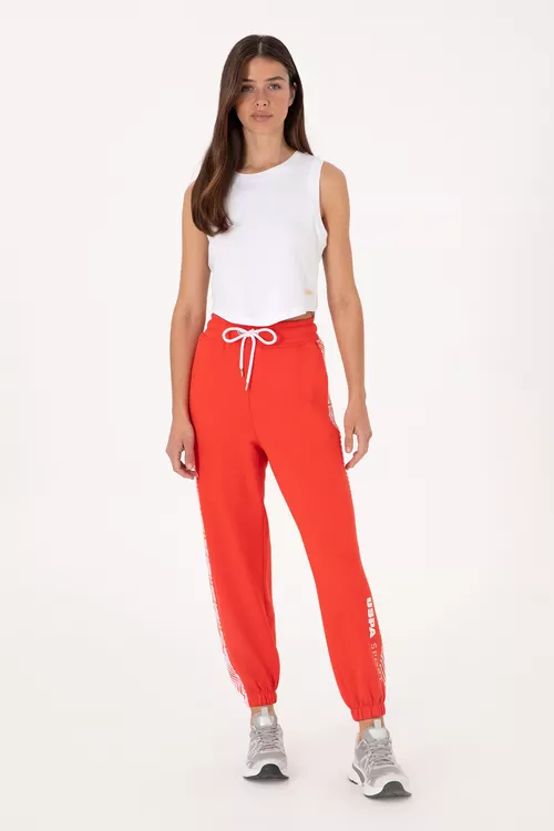 Aýallar üçin gyzyl sport balagy - 27513114