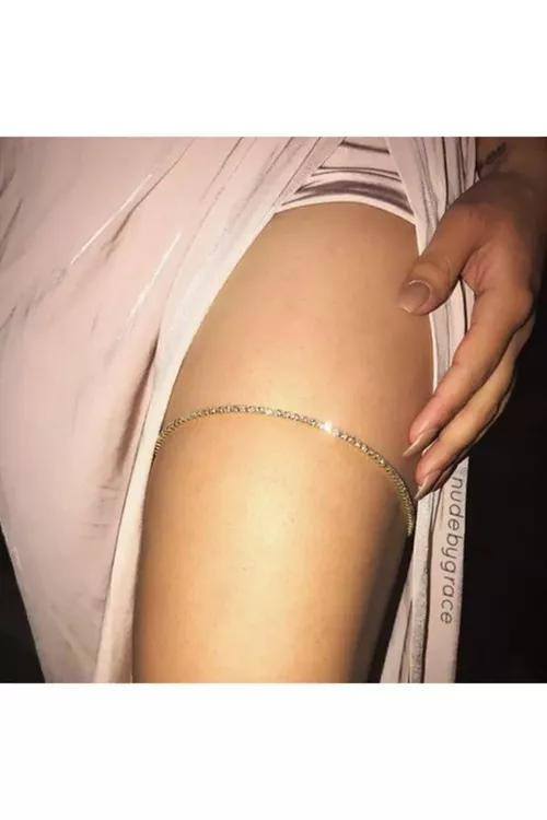 Kristal gaşly kümüşsöw aýak we beden zynjyry - 21876362