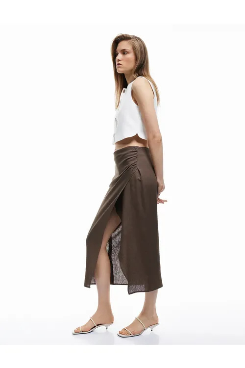 Drape jikme-jikli, ýyrtmaçly, asimmetrik kesimli, midi boýly, kruwaze zygyr ýubka - 27914638
