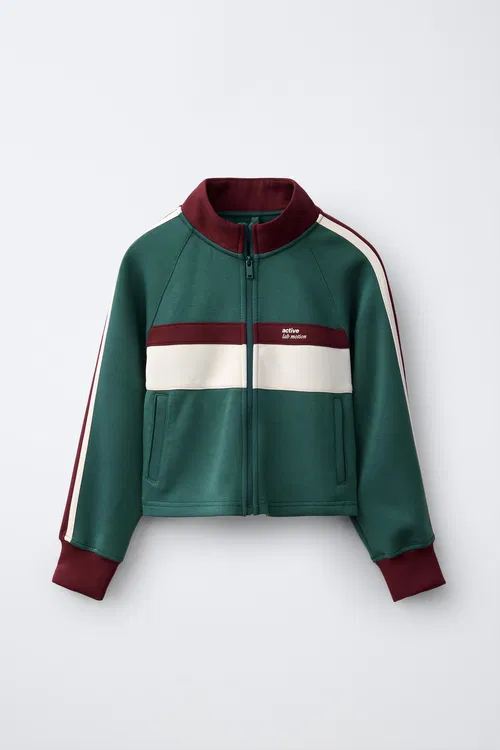 Kolor-blok stilindäki sport switşoty - 37226734