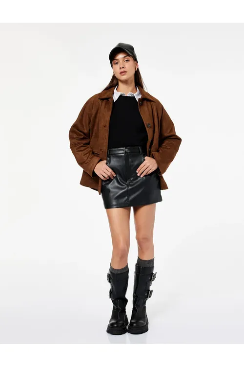 Emeli deriden Slim Fit mini ýubka-şortyk - 29955975