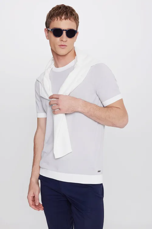 Tegelek ýakaly, nagyşly trikotaž Standart Fit t-shirt, çal-ekru - 34225583