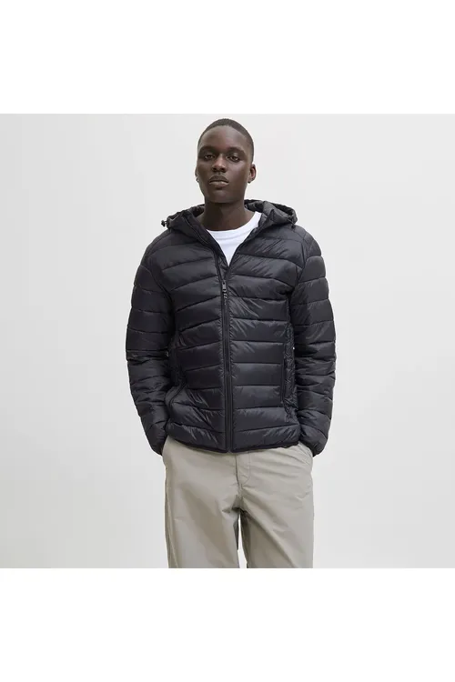 Jack & Jones Bradley Erkekler üçin gara kapüşonly ýeňil penjek - 33384929