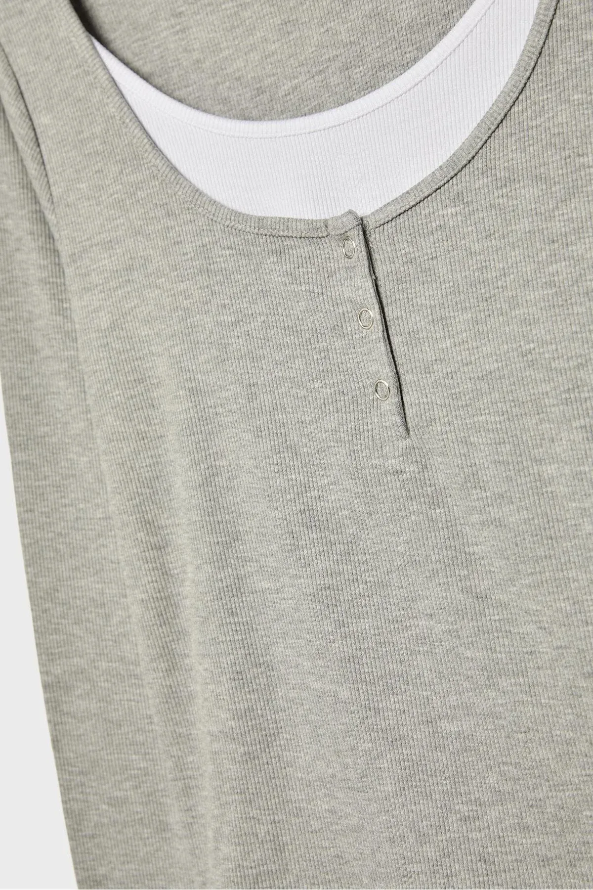 Goşa uzyn ýeňli, gysgyçly t-shirt - 34089349 — surat 7/7