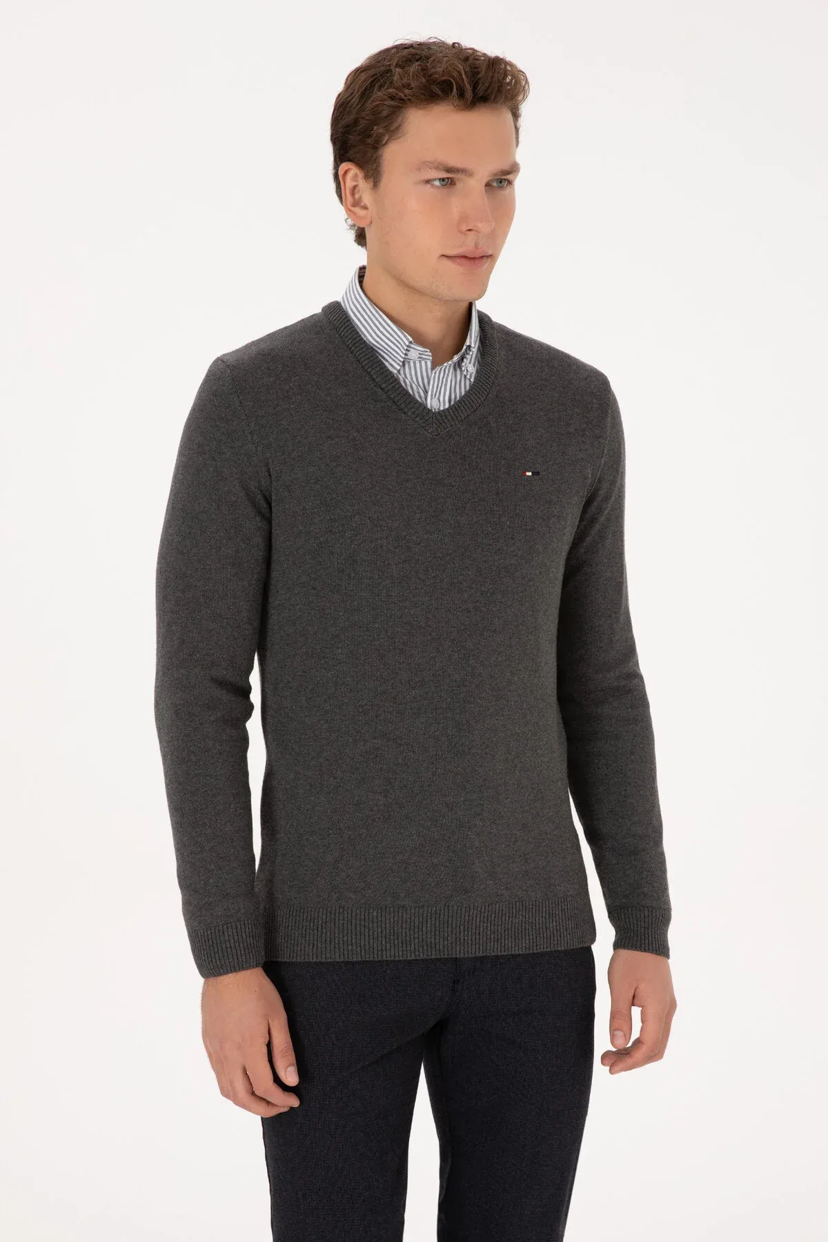 Erkekler üçin Slim Fit V ýaka antrasit melanj bazis switer 50313668-VR081 - 36660601 — surat 1/7