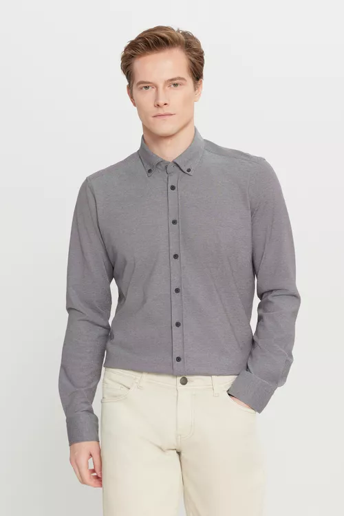 Pagta esasly Slim Fit dar kesimli düwmeli ýaka trikotaž çal köýnek - 29764926