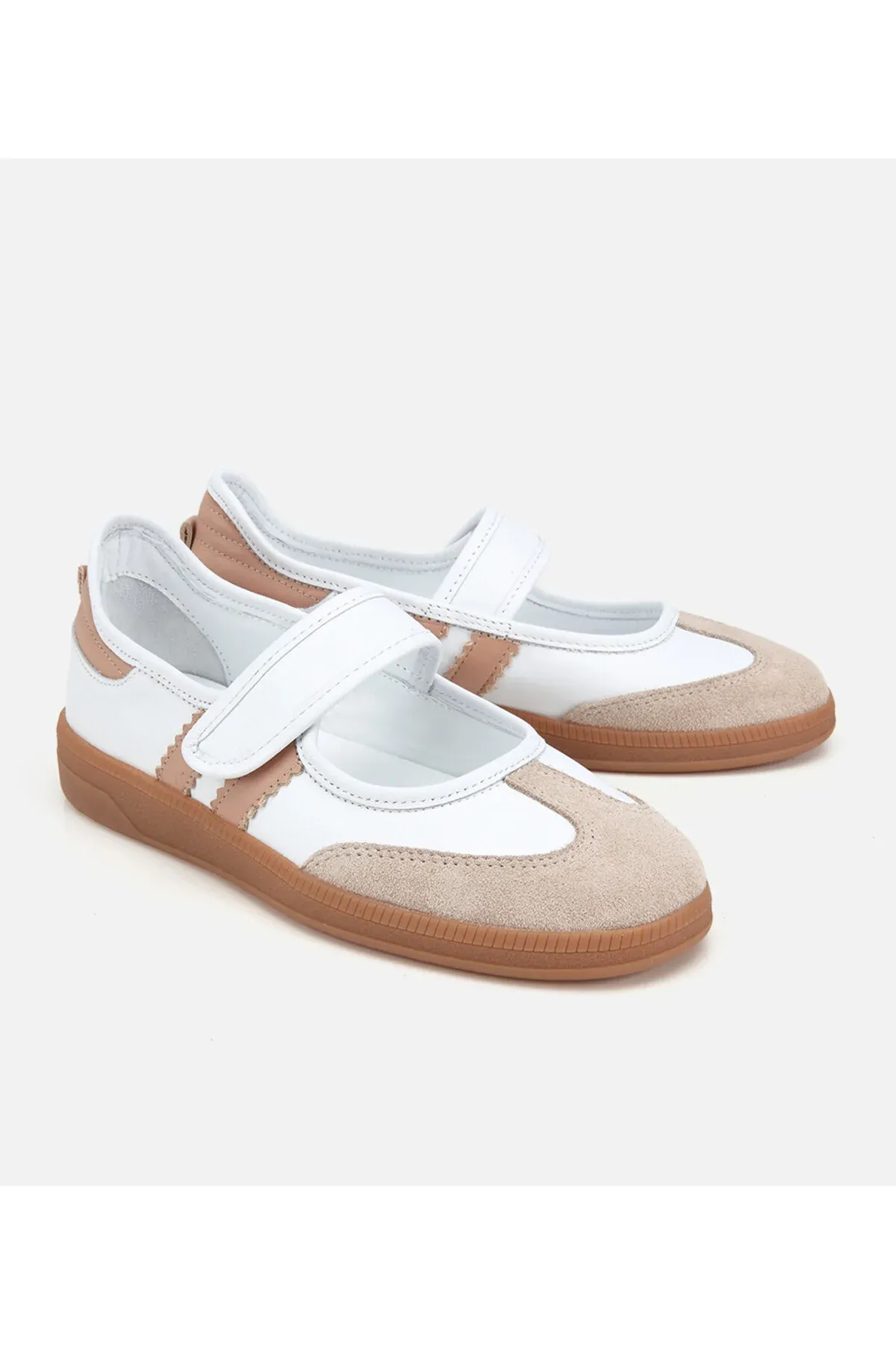Aýal deri ak bagjylykly Comfort babetka görnüşli sport aýakgaby - 36470112 — surat 2/6