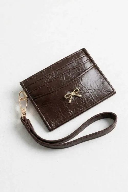Aýallar üçin goňur reňkli, asgyçly deri görnüşli kart goýulýan gap MG2845 - 34254720
