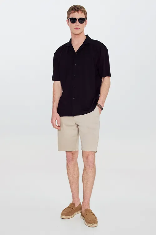 Pagta Comfort Fit giň biçüwli Hawai ýakaly dokalgy gara-gara köýnek - 34176055