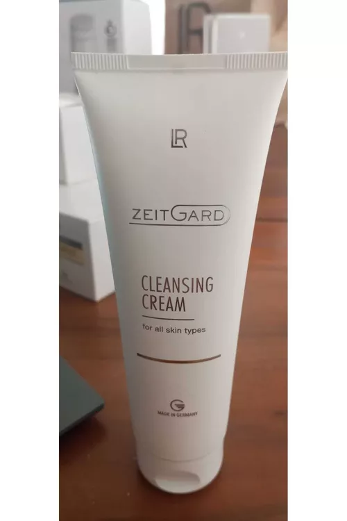 Ýüzüni arassalamak üçin Zeitgard kremi 125 ml - 19672989