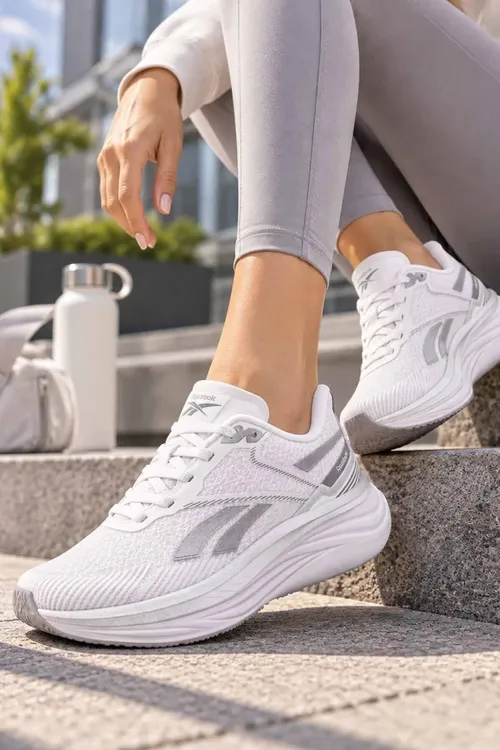 Zenanlar üçin ak-çal sport aýakgaby, gündelik ýöriş krossowkasy - 36879909