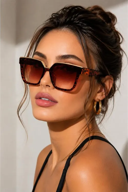 Döwrebap burçly dizaýnly sarymtyl gradient aýnaly aýallar üçin gün äýnegi - 36734280