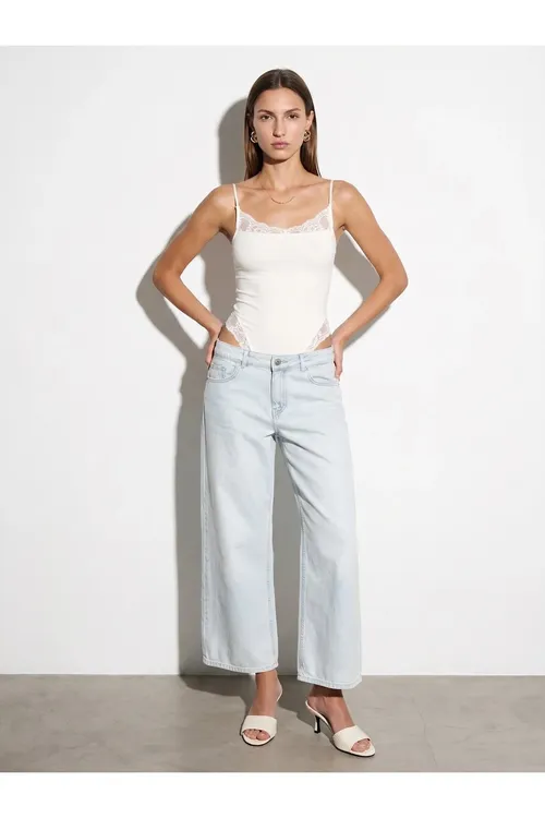 Kružewa aýratynlykly askyly bodi 32730 Bodysuit, ekrýu - 36517471