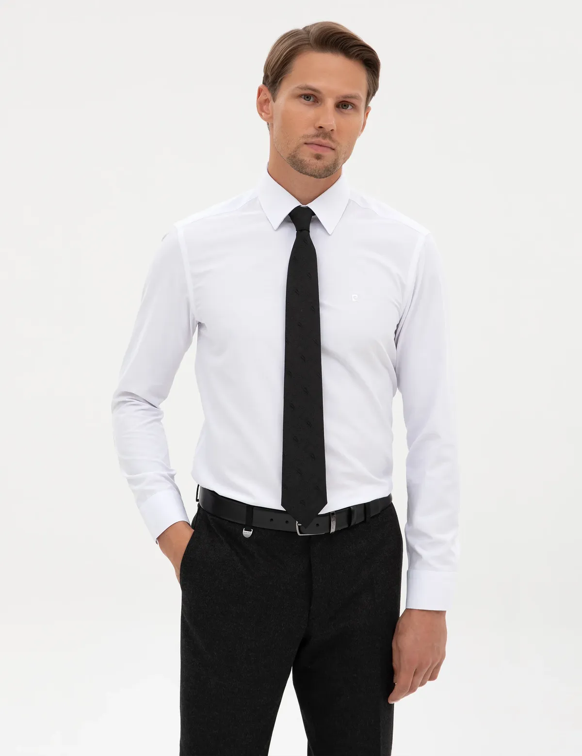 Slim Fit uzyn ýeňli ak ýönekeý köýnek - 36787124 — surat 1/7