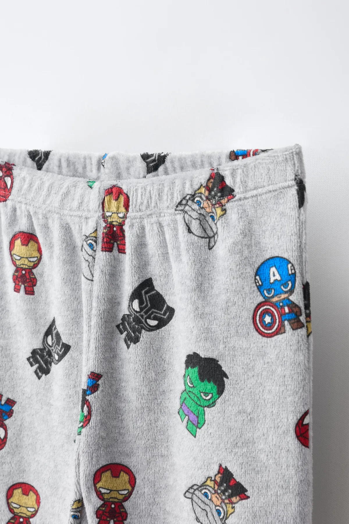 1,5-6 ýaş / THE AVENGERS © MARVEL welýur pijama toplumy - 36790164 — surat 7/8