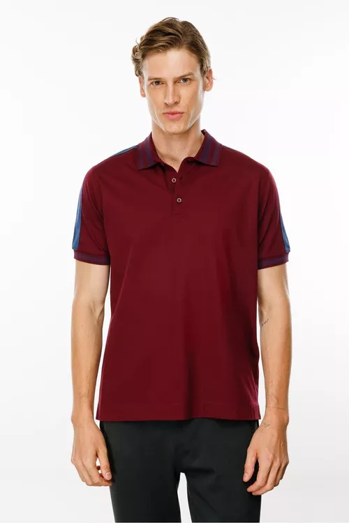 Erkekler üçin eginleri çyzykly goýy gyzyl reňkli polo futbolkasy - 25284310