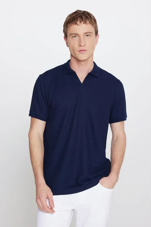 Erkekler üçin goýy gök, Slim Fit dar biçüwli, polo ýakaly, žakkard nagyşly, çeýe futbolka - 36918793