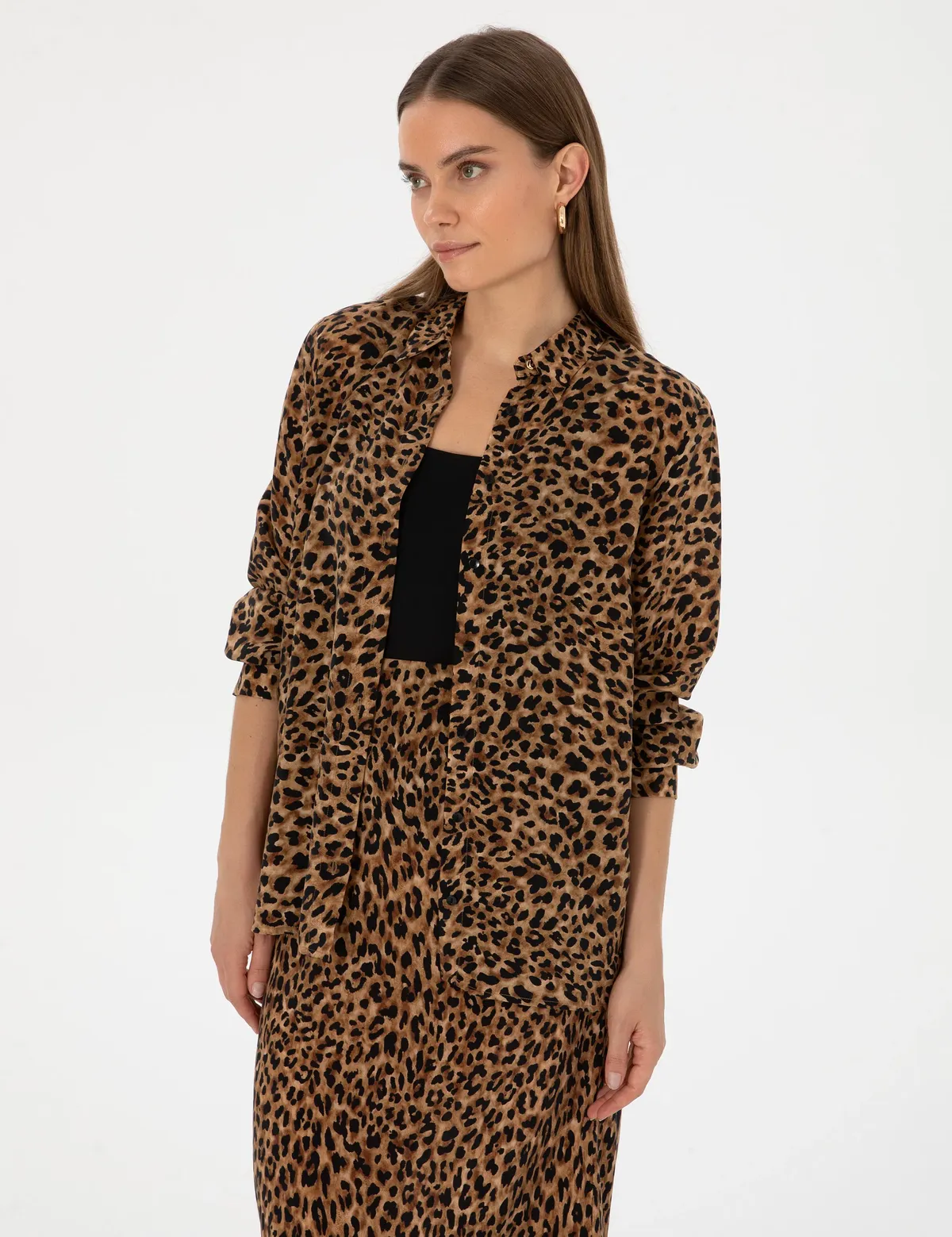 Camel Comfort Fit uzyn ýeňli erkek köýnegi - 28854625 — surat 1/7